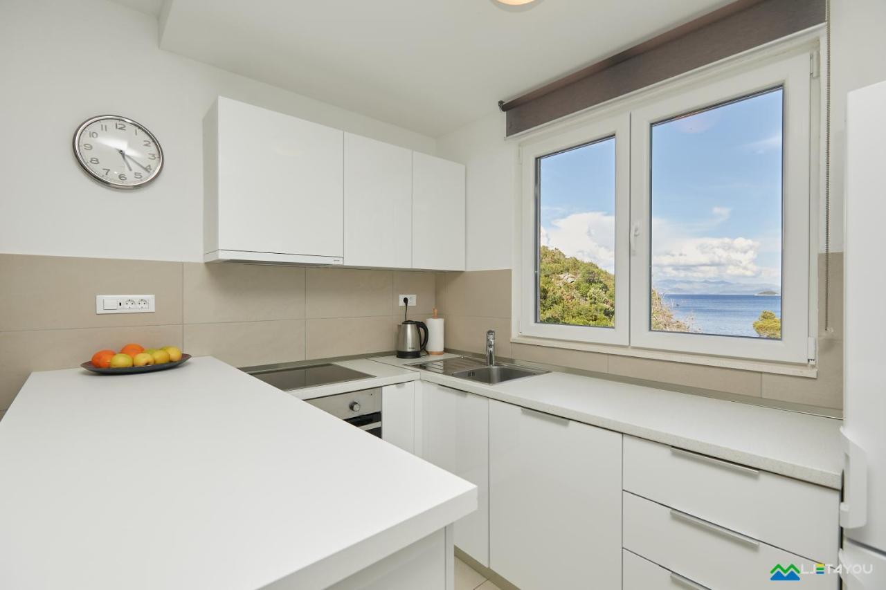 Mljet 4 You - Seafront Apartment Sobra Ngoại thất bức ảnh